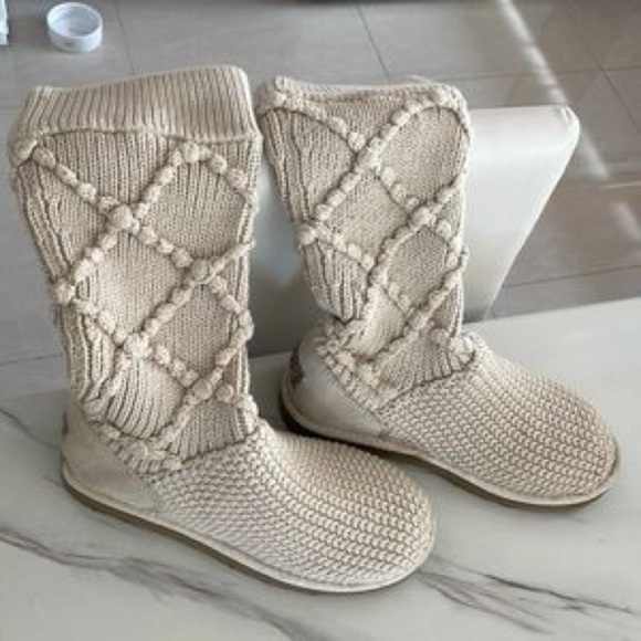 Ugg Classic Argyle Knit Camel Boots Womens Size 9 - Picture 2 of 11